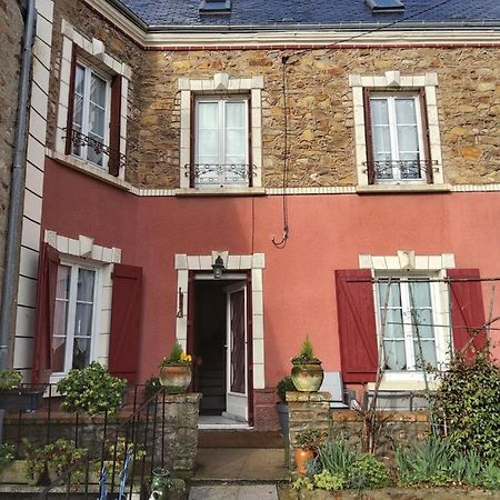 La Villa D Iska Souge-le-Ganelon Екстериор снимка